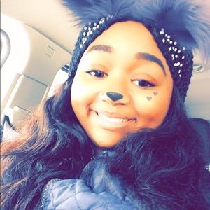 Meet your Posher, Javonna